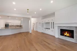 686 Edgewood Dr, Montgomery, TX 77356 - Photo 2