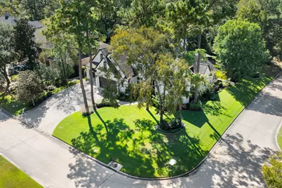 70 E Bracebridge Circle, The Woodlands, TX 77382 - Photo 8