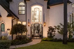 70 E Bracebridge Cir, The Woodlands, TX 77382 - Photo 4