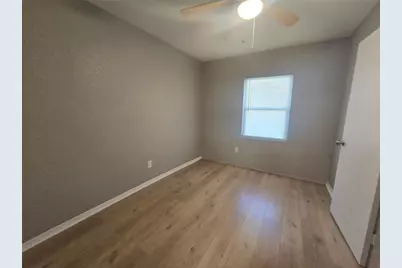 4217 Sealy Avenue #11, Galveston, TX 77550 - Photo 6