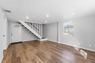 6526 Linden St, Houston, TX 77087 - Photo 2
