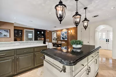 10034 Meadow Lake Lane, Houston, TX 77042 - Photo 22