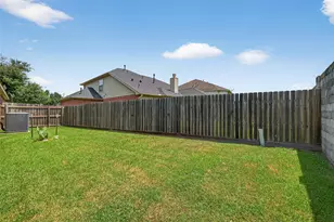 16827 Newlight Bend Dr, Houston, TX 77095 - Photo 32