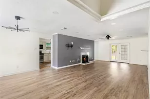 18275 Hollyberry Ct, Porter, TX 77365 - Photo 4