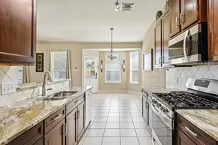 6707 River Ridge Ln, Dickinson, TX 77539 - Photo 10