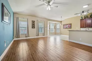 6707 River Ridge Ln, Dickinson, TX 77539 - Photo 4