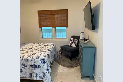9420 Seawall Boulevard #605, Galveston, TX 77554 - Photo 8
