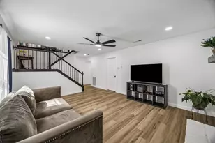 23319 Whispering Willow Dr, Spring, TX 77373 - Photo 10