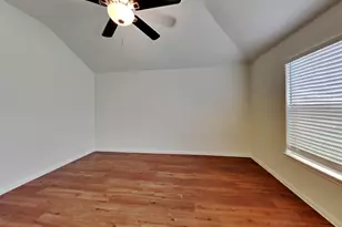 3906 Hawthorne Glen Ct, Fresno, TX 77545 - Photo 6