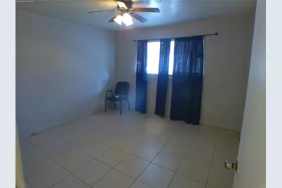 12511 Shannon Hills Drive, Houston, TX 77099 - Photo 8