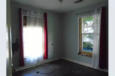 7527 Erath Street, Houston, TX 77023 - Photo 6