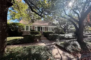 1621 Cherryhurst St, Houston, TX 77006 - Photo 4