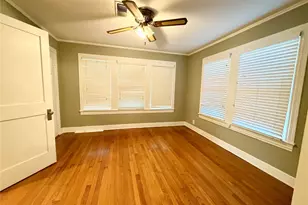 1621 Cherryhurst St, Houston, TX 77006 - Photo 12