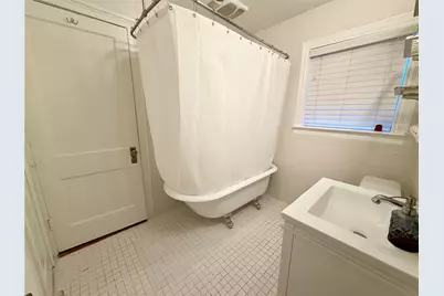 1621 Cherryhurst Street, Houston, TX 77006 - Photo 18