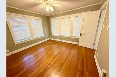 1621 Cherryhurst Street, Houston, TX 77006 - Photo 10