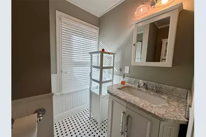 1621 Cherryhurst Street, Houston, TX 77006 - Photo 16