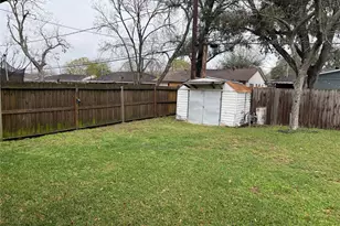 10327 Southport Dr, Houston, TX 77089 - Photo 12