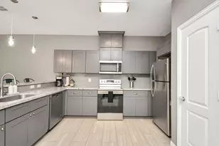 3019 Elysian St, Houston, TX 77009 - Photo 8