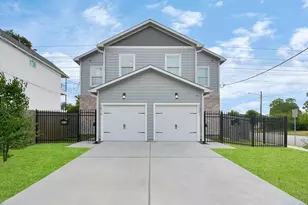 3019 Elysian St, Houston, TX 77009 - Photo 2