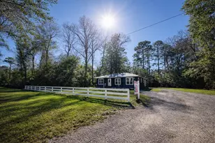 180 S Friar Tuck Dr S, Woodville, TX 75979 - Photo 1