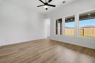 17915 Oakwood Strm Dr, Webster, TX 77598 - Photo 8