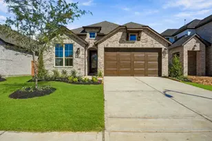 17915 Oakwood Strm Dr, Webster, TX 77598 - Photo 1