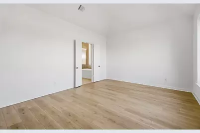 17915 Oakwood Stream Drive, Webster, TX 77598 - Photo 12