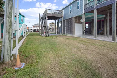 1811 Redfish Lane, Crystal Beach, TX 77650 - Photo 8