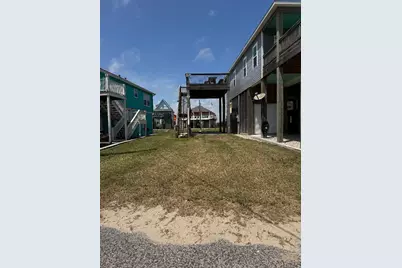 1811 Redfish Lane, Crystal Beach, TX 77650 - Photo 12