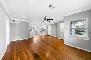 6915 Jalna St, Houston, TX 77055 - Photo 8