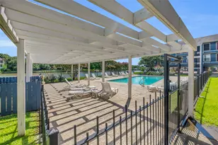 18511 Egret Bay Blvd, Webster, TX 77058 - Photo 16