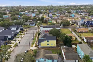 1207 32nd St, Galveston, TX 77550 - Photo 6