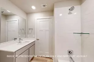 1260 Hickory Grove St, Brenham, TX 77833 - Photo 4