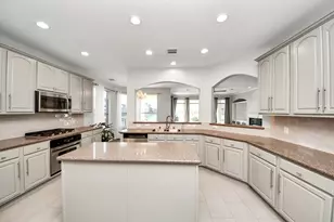 14302 Jaubert Ct, Sugar Land, TX 77498 - Photo 14