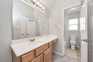 3611 Royal Royce Dr, Houston, TX 77042 - Photo 46
