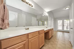 3611 Royal Royce Dr, Houston, TX 77042 - Photo 40