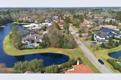 3 S Bayou Club Court, Spring, TX 77389 - Photo 10