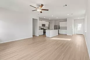 8839 New Jade Dr, Iowa Colony, TX 77583 - Photo 2