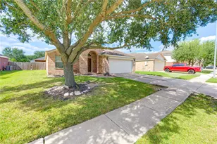 3610 Kale St, Pearland, TX 77584 - Photo 2