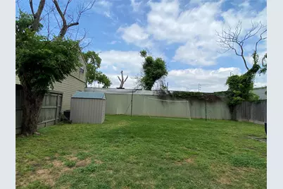 1918 Sul Ross Street #C, Houston, TX 77098 - Photo 12