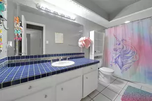 1728 E Lake Dr, Huntsville, TX 77340 - Photo 20