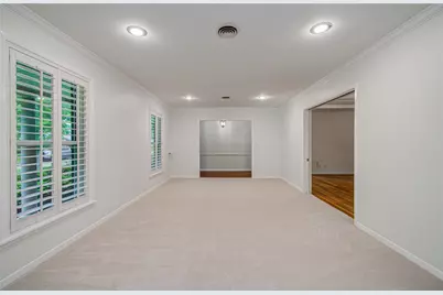 5627 Sylmar Road, Houston, TX 77081 - Photo 8