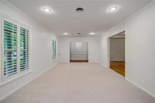 5627 Sylmar Rd, Houston, TX 77081 - Photo 8