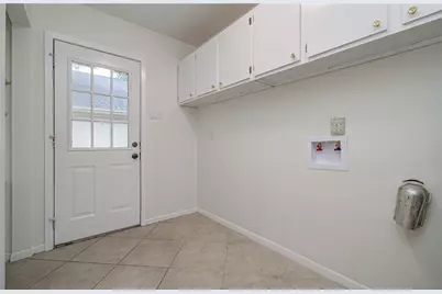 5627 Sylmar Road, Houston, TX 77081 - Photo 20