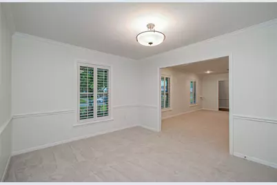 5627 Sylmar Road, Houston, TX 77081 - Photo 12
