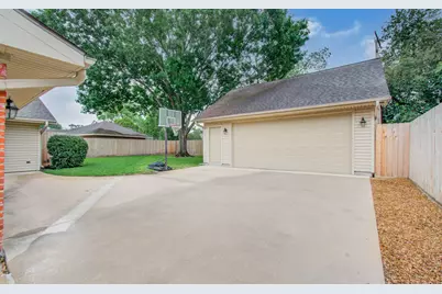 5627 Sylmar Road, Houston, TX 77081 - Photo 36