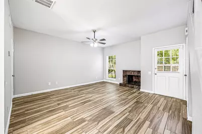 11710 Southlake Drive #31, Houston, TX 77077 - Photo 8