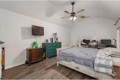 15011 Cozy Hollow Lane, Houston, TX 77044 - Photo 14