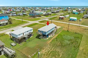 1310 Monument Dr, Surfside Beach, TX 77541 - Photo 10