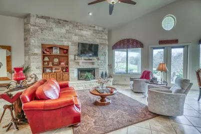 1105 Hi Fault, Horseshoe Bay, TX 78657 - Photo 10